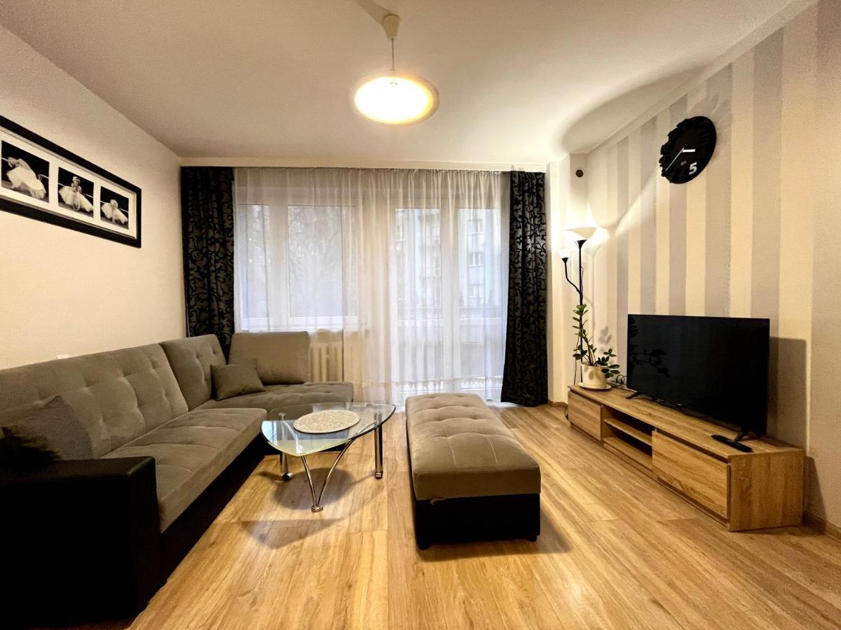 Charmig Apartment Краков Экстерьер фото